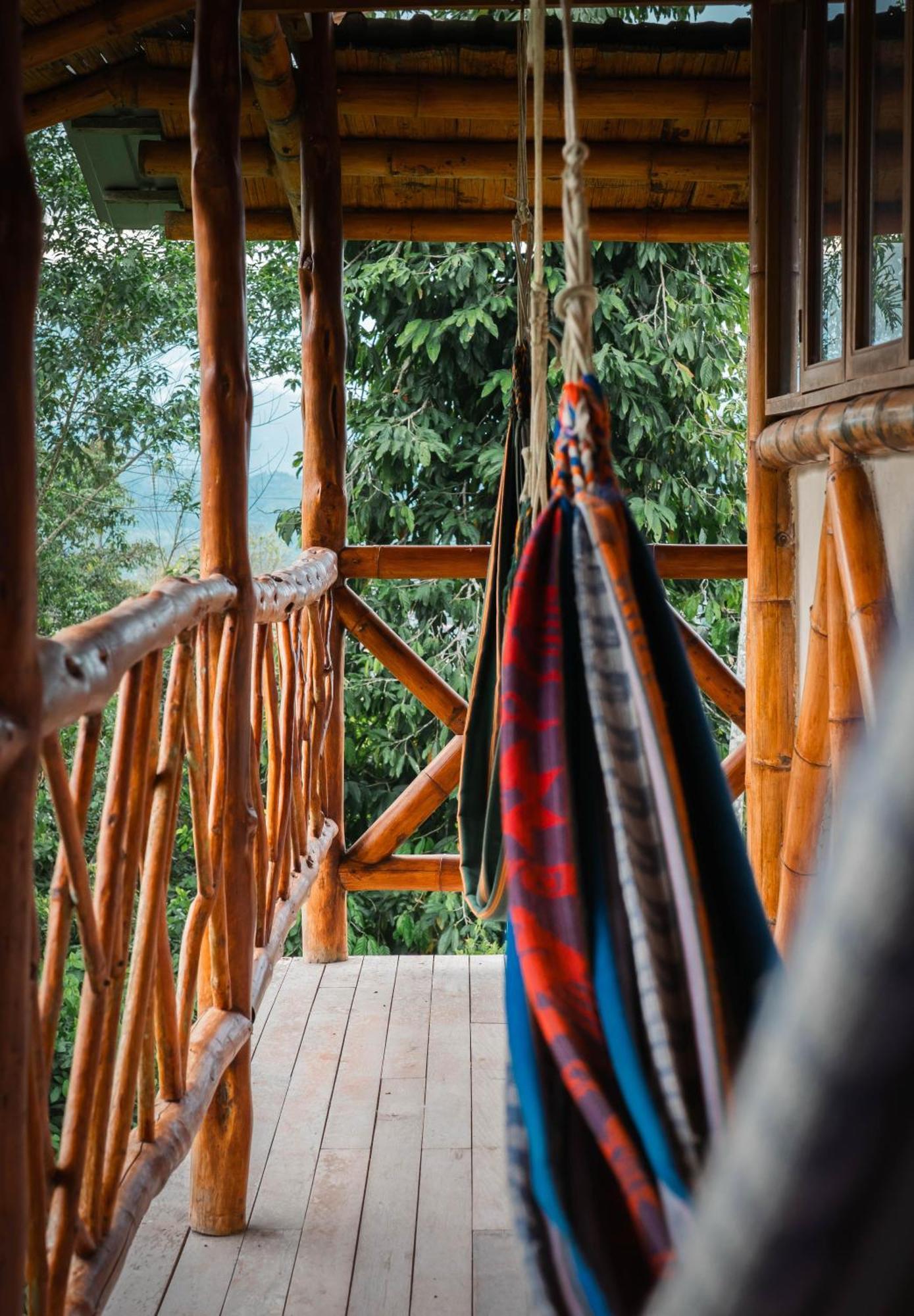 Hostal Pakay Тена Екстериор снимка