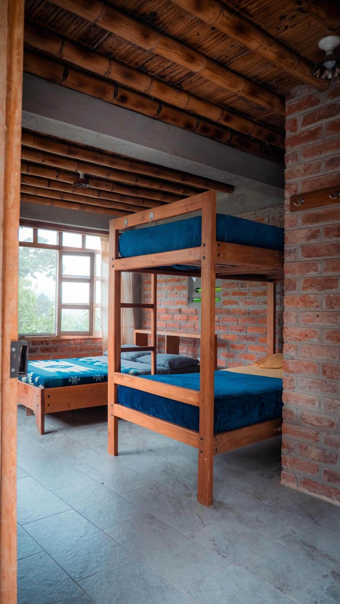Hostal Pakay Тена Екстериор снимка