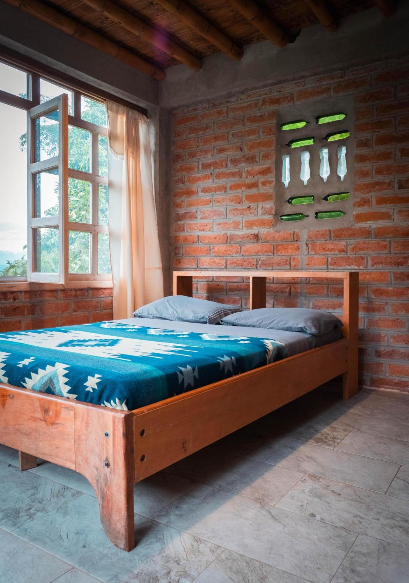 Hostal Pakay Тена Екстериор снимка